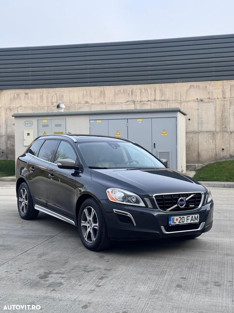 Volvo XC 60 D5 AWD A6 Basic - 10