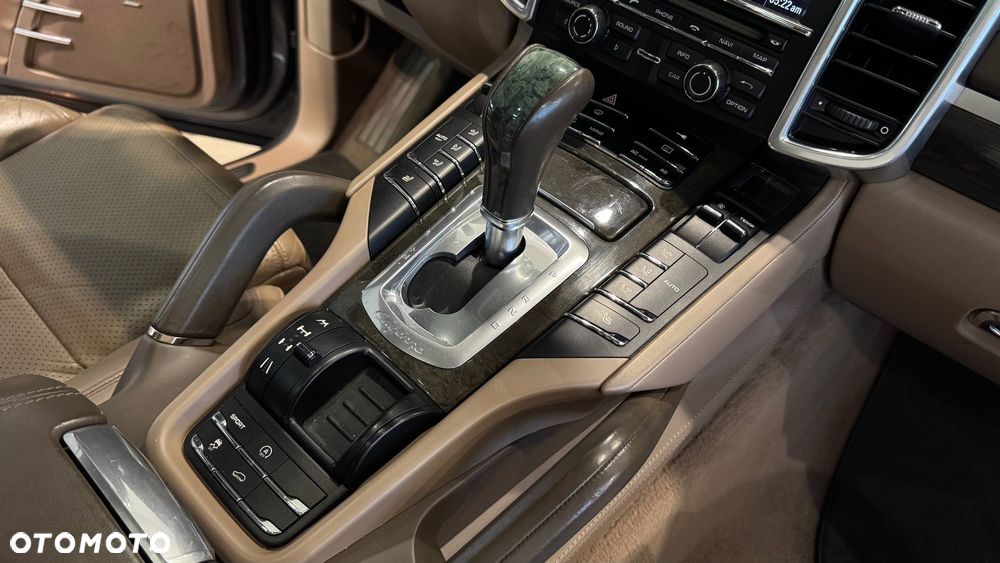 Porsche Cayenne S Tiptronic S - 36