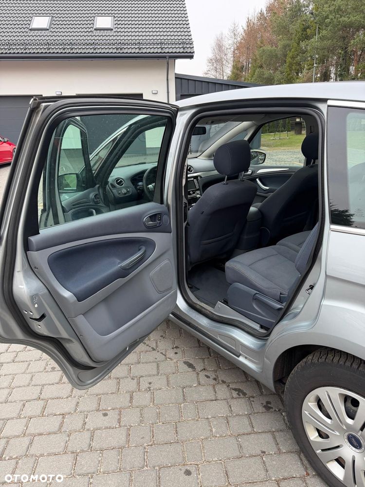 Ford S-Max 2.0 TDCi DPF Champions Edition - 11