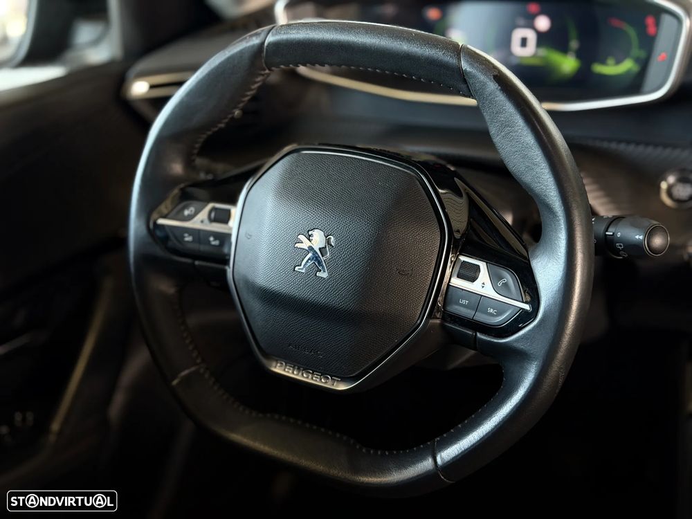 Peugeot 2008 BlueHDi 110 Allure - 14