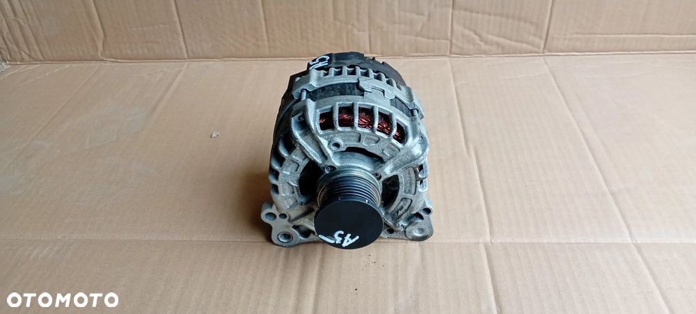 Alternator prądnica Audi A5 8T Lift 2.0 TDI - 4
