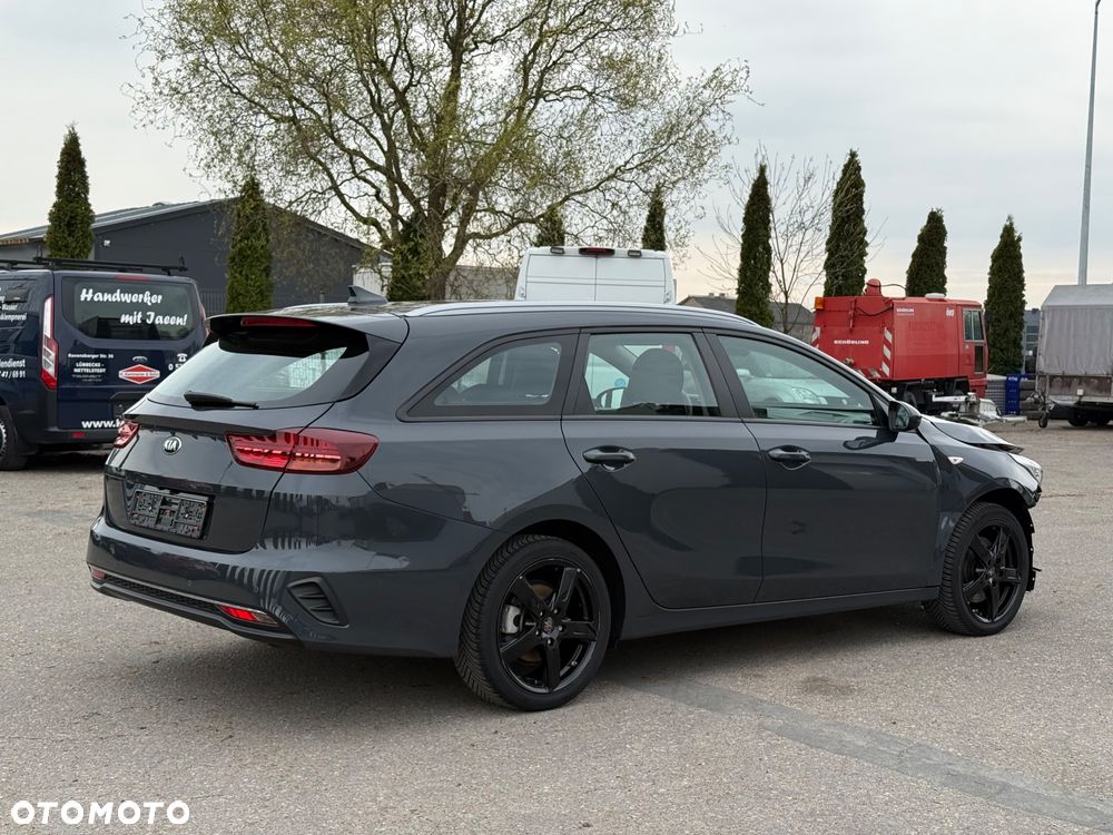 Kia Ceed 1.0 T-GDI 100 OPF Vision - 4