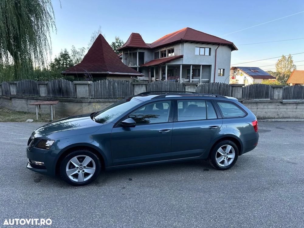Skoda Octavia Combi Diesel 1.6 TDI Style - 3