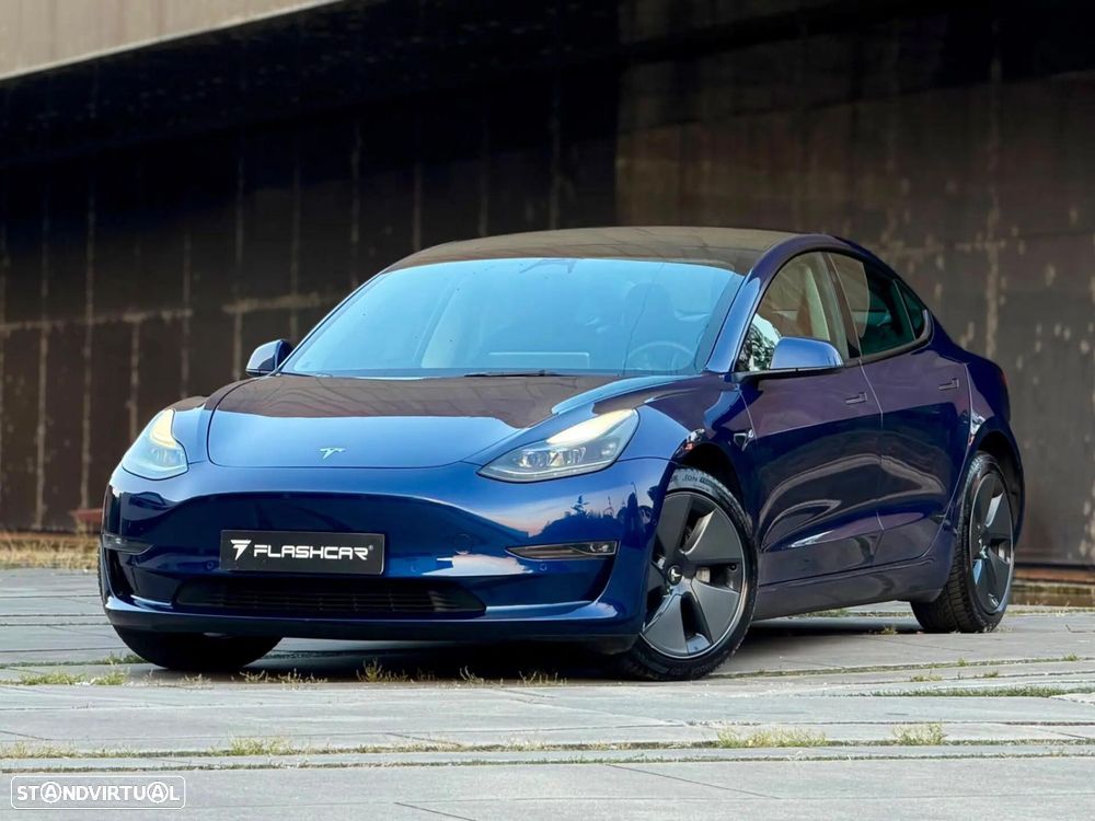 Tesla Model 3 - 44