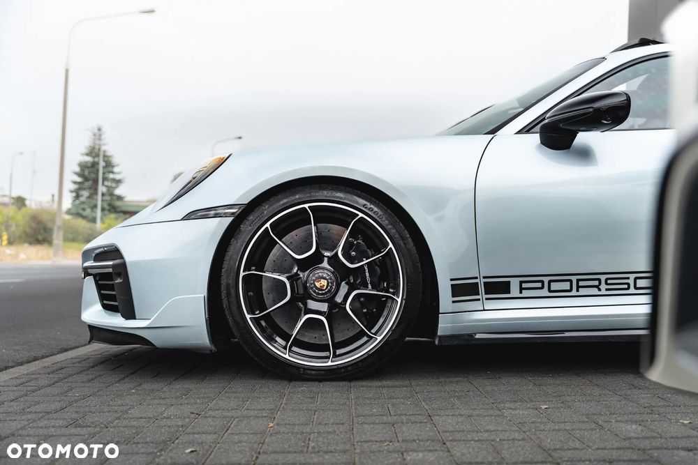 Porsche 911 Turbo S - 7