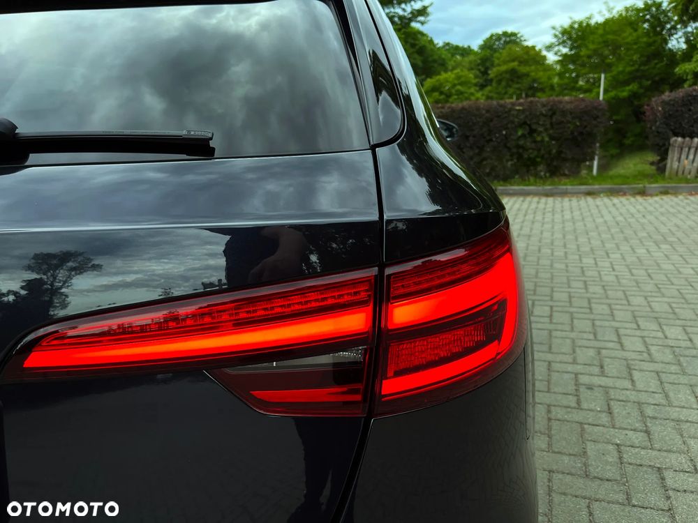 Audi A4 Avant - 29