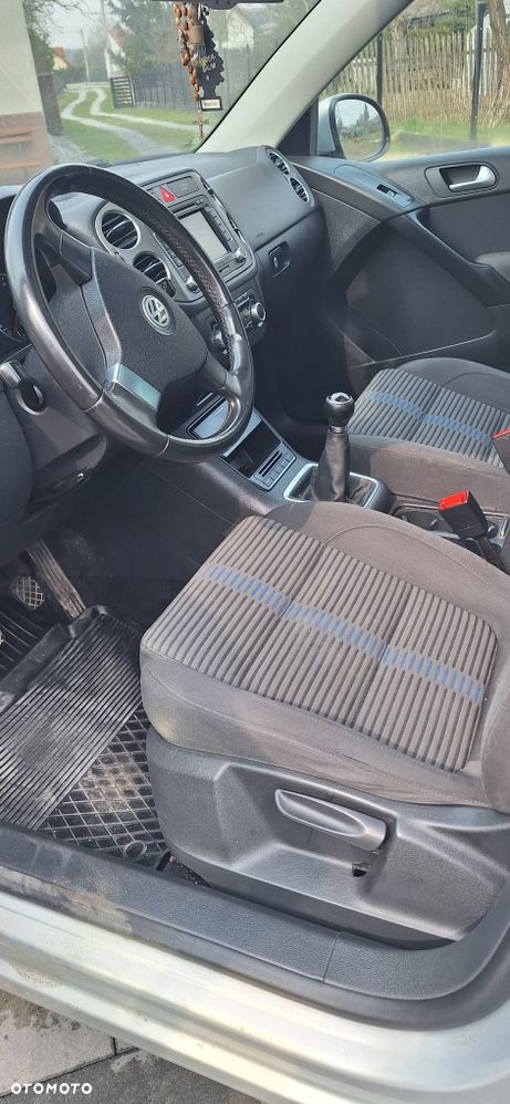 Volkswagen Tiguan - 6