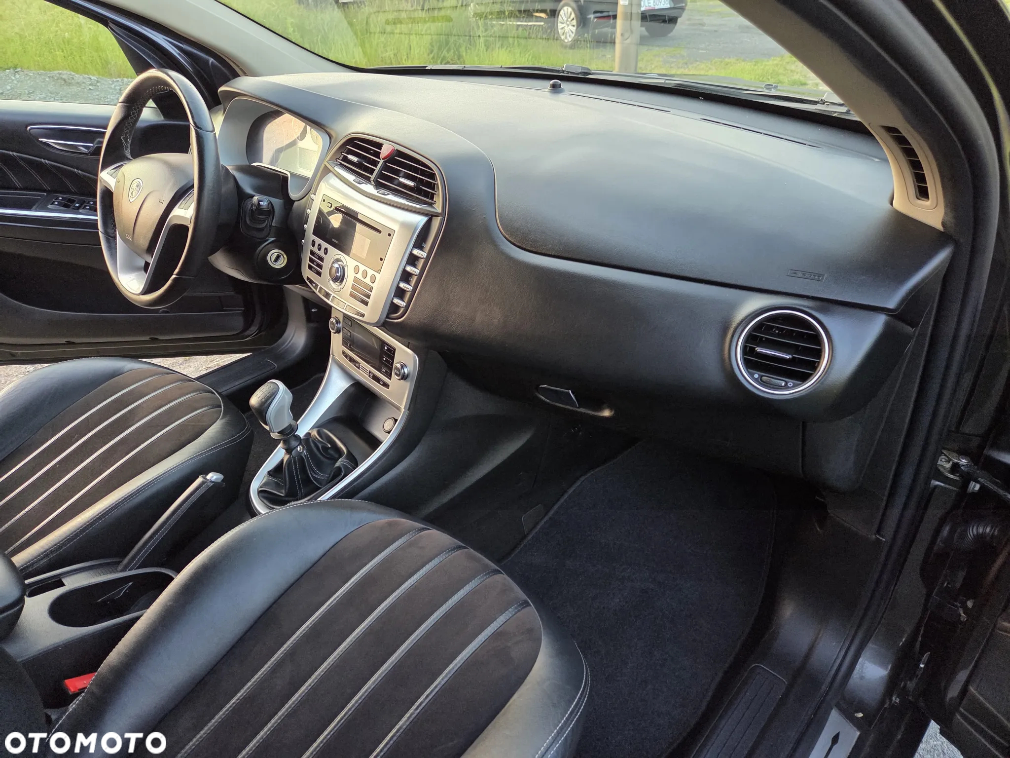 Lancia Delta 1.4 T-Jet Silver - 14
