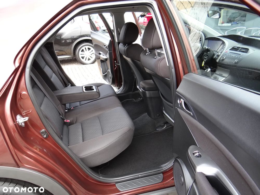 Honda Civic 1.4 i-VTEC Comfort - 34