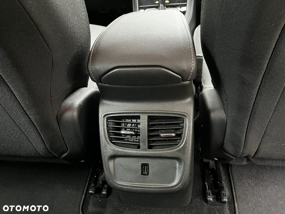 Opel Grandland X - 16