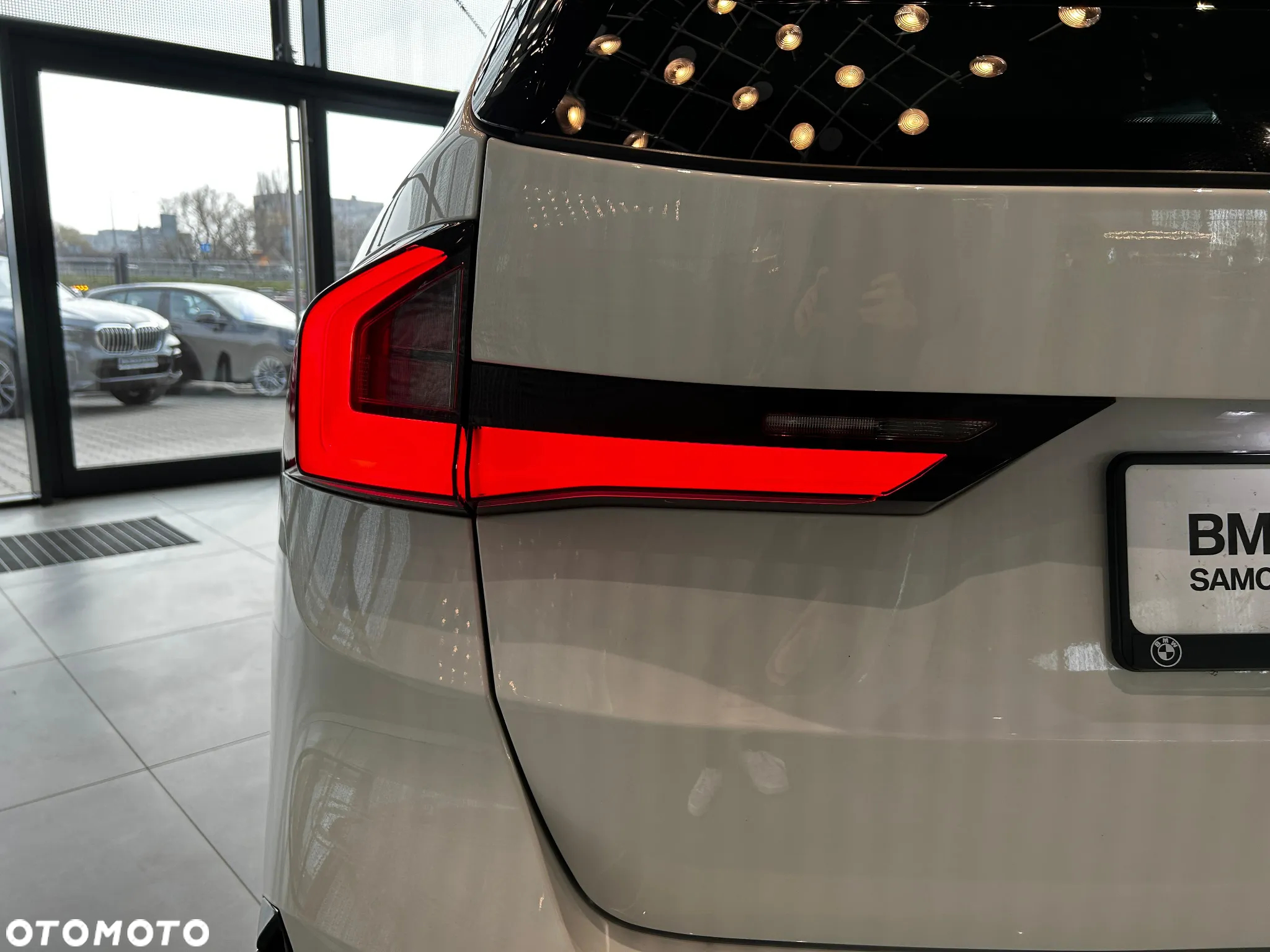 BMW X1 sDrive18i xLine - 9
