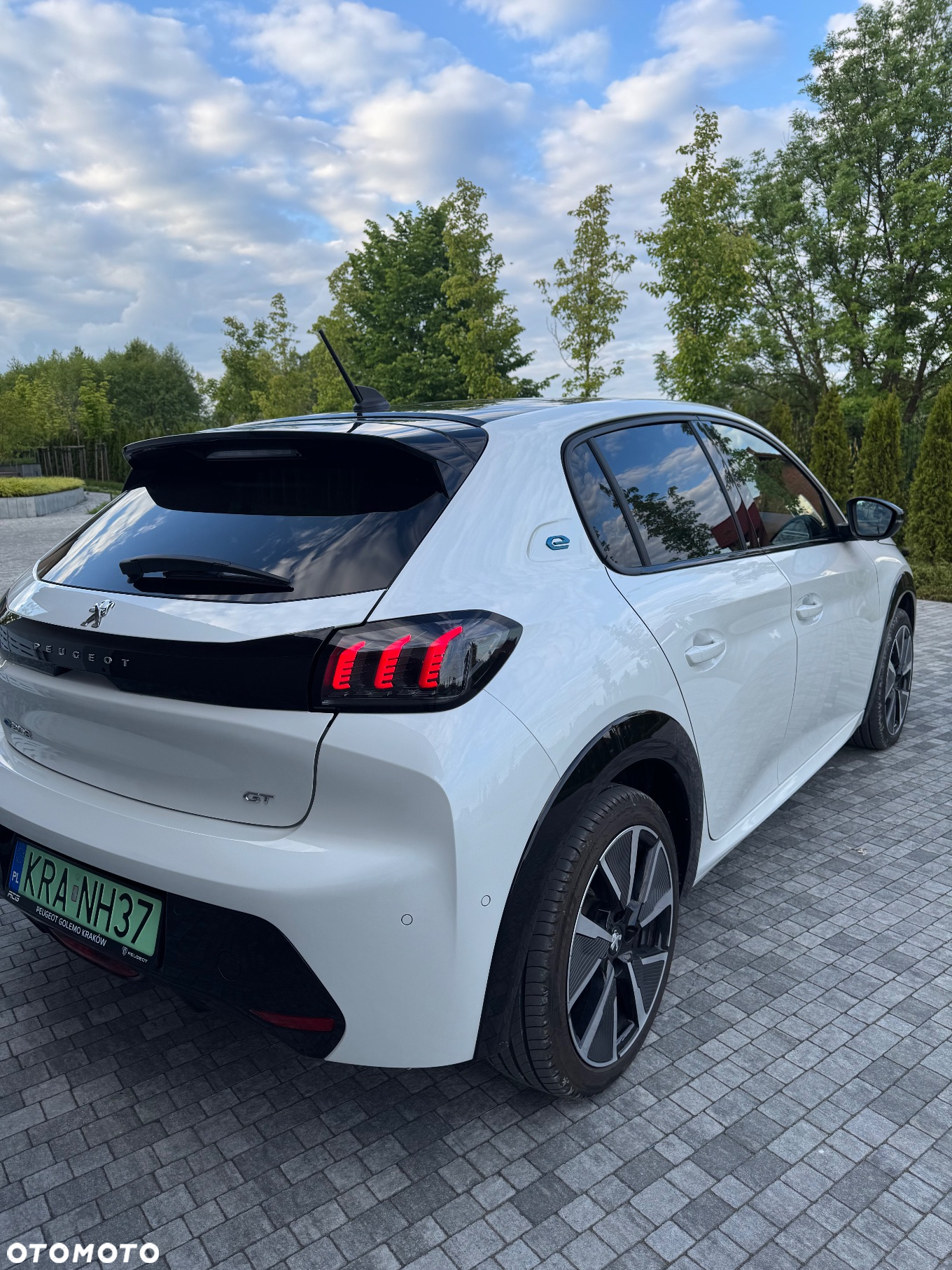 Peugeot 208 e-208 GT Pack - 6