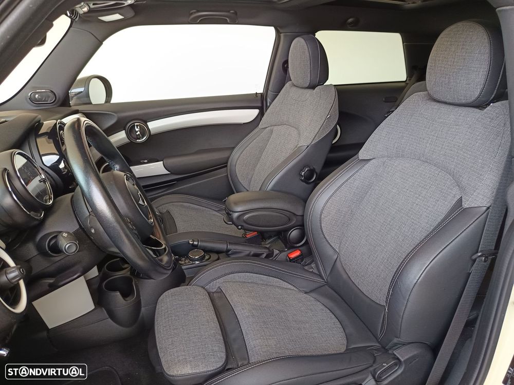 MINI 3 Portas Cooper D 60 Years Chili - 34