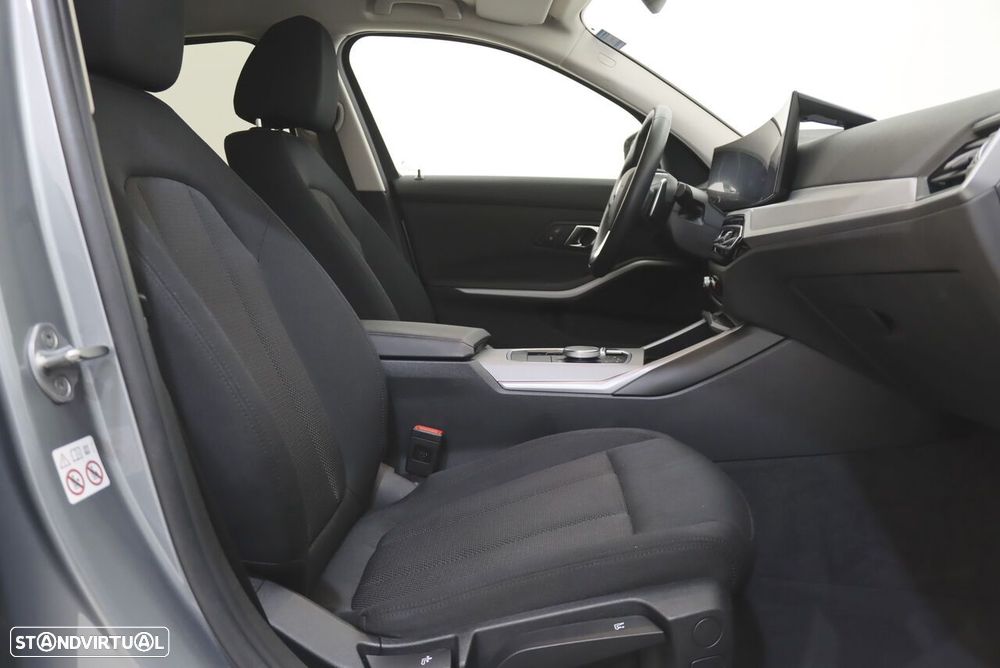 BMW 320 e Corporate Edition Auto - 11