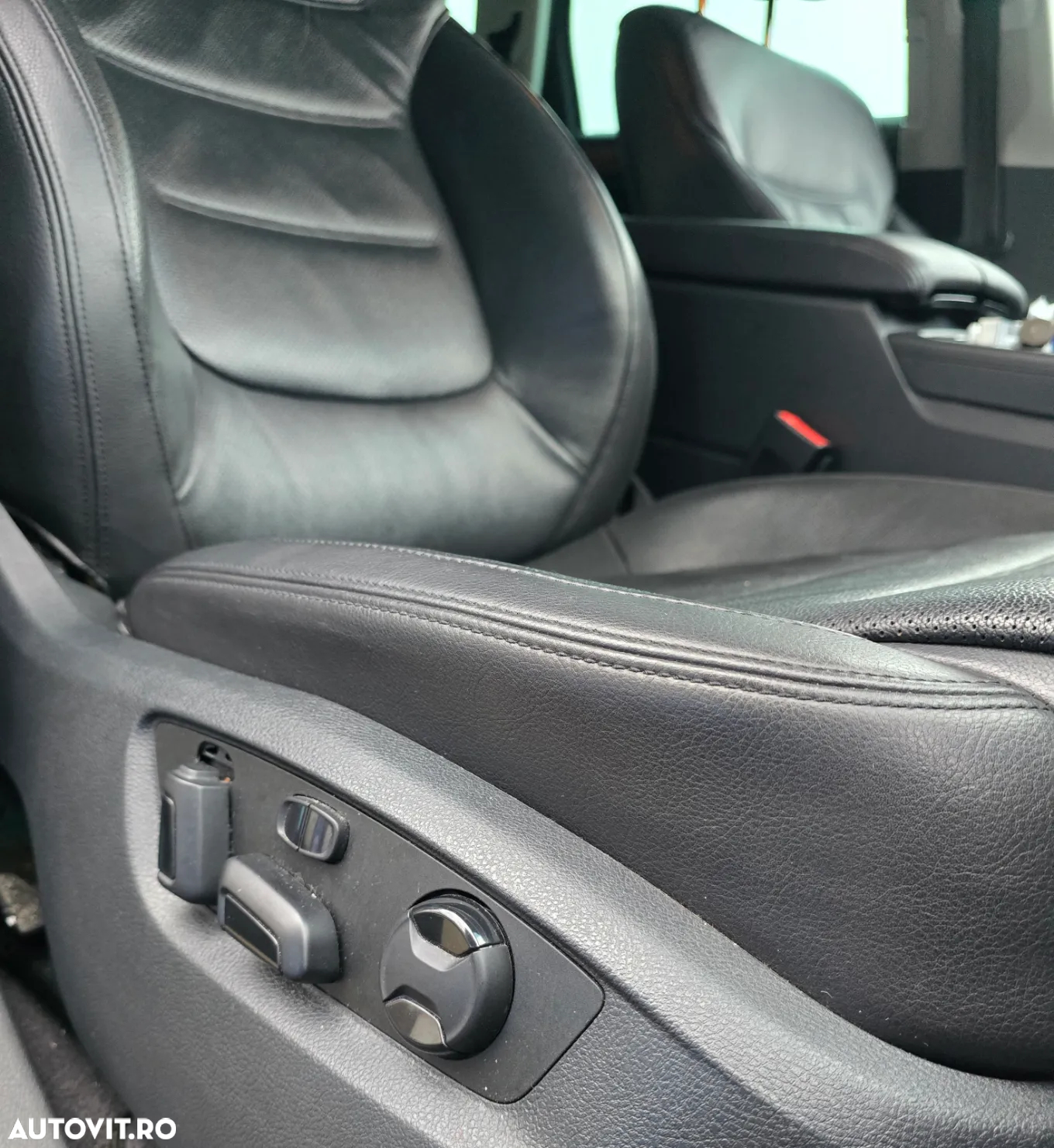Volkswagen Touareg 3.0 V6 TDI BMT - 17