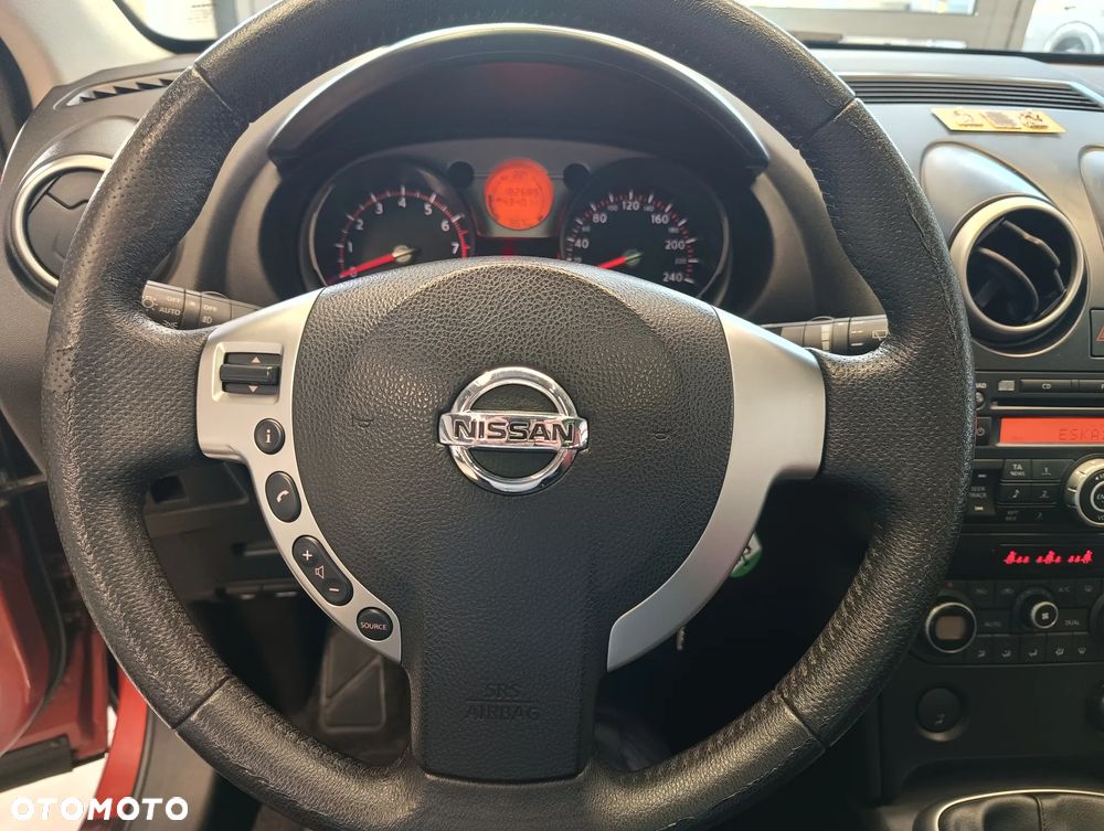 Nissan Qashqai - 12