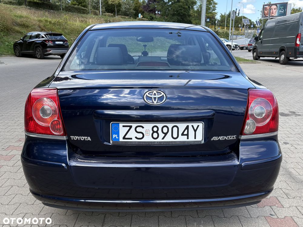 Toyota Avensis 1.8 VVT-i Sol - 8