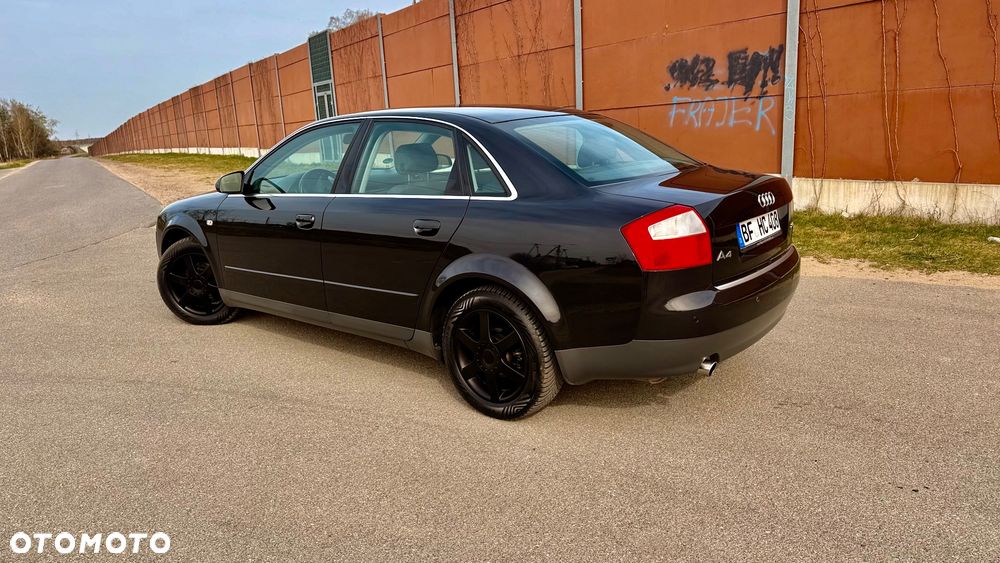Audi A4 Limousine 2 - 5