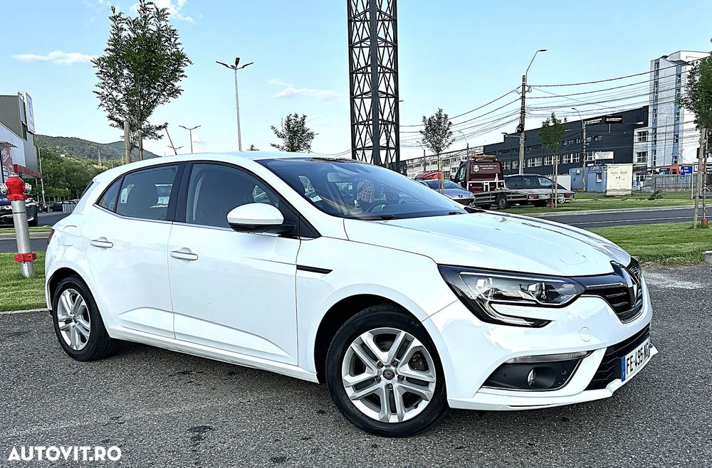Renault Megane TCe 115 GPF LIMITED - 3