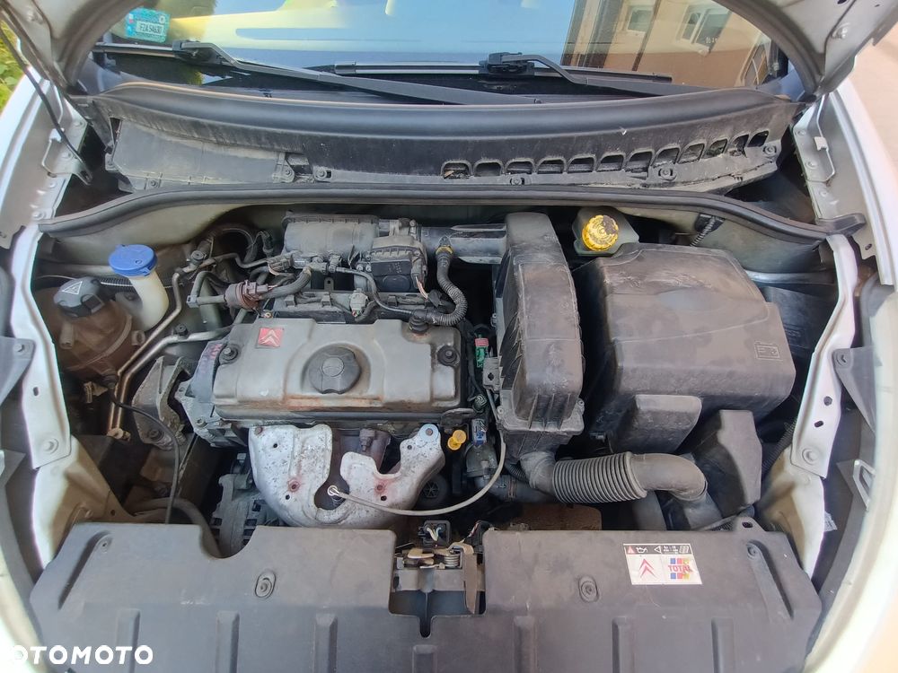 Citroën C3 Pluriel 1.4i - 10