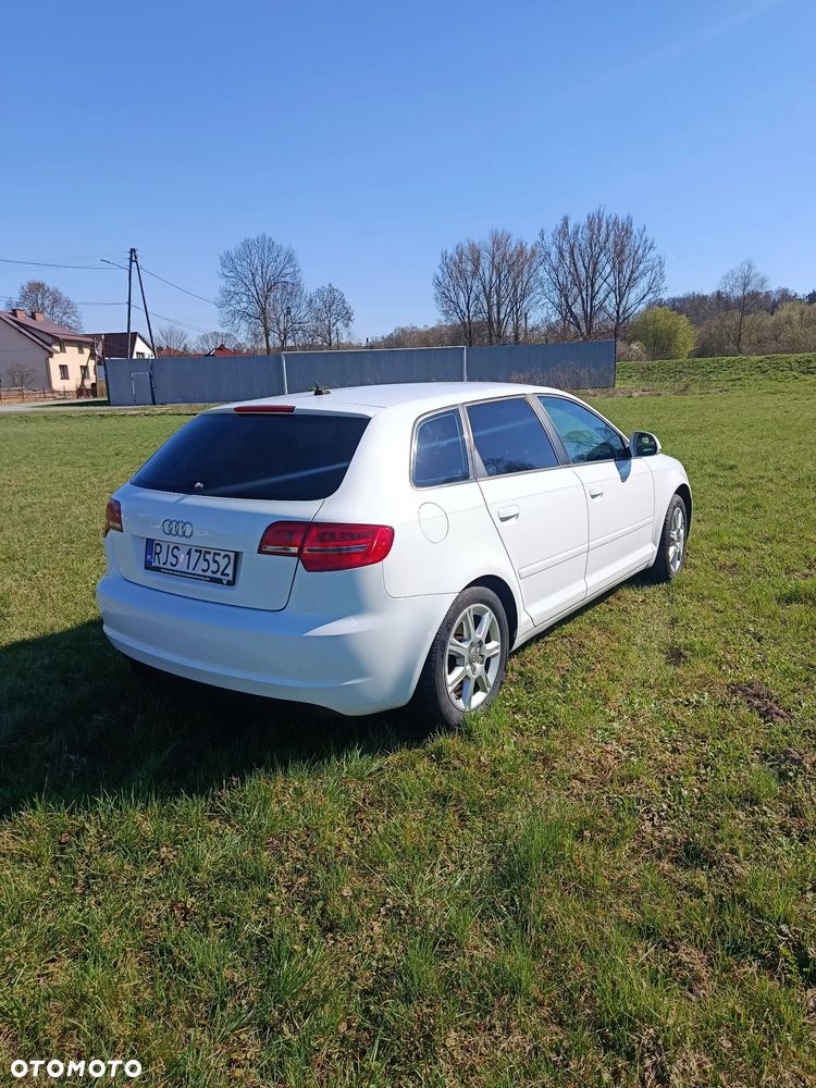 Audi A3 Sportback - 7