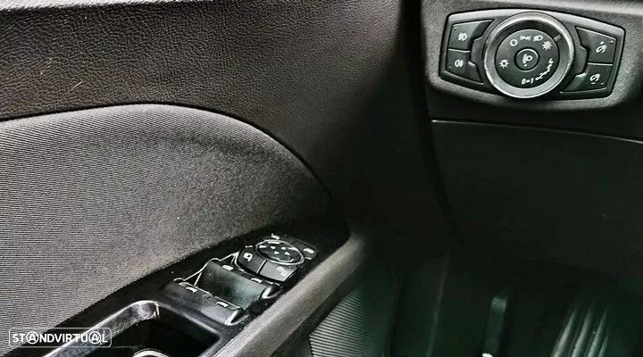 Ford Mondeo SW - 18