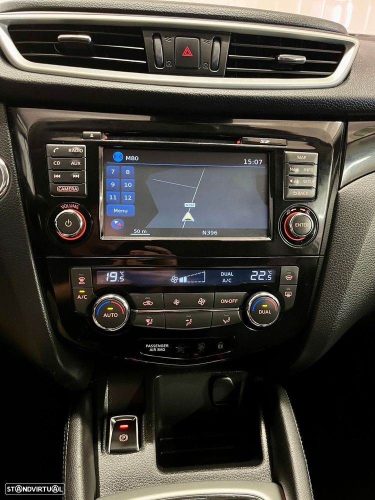 Nissan Qashqai 1.5 dCi N-Connecta Led - 18