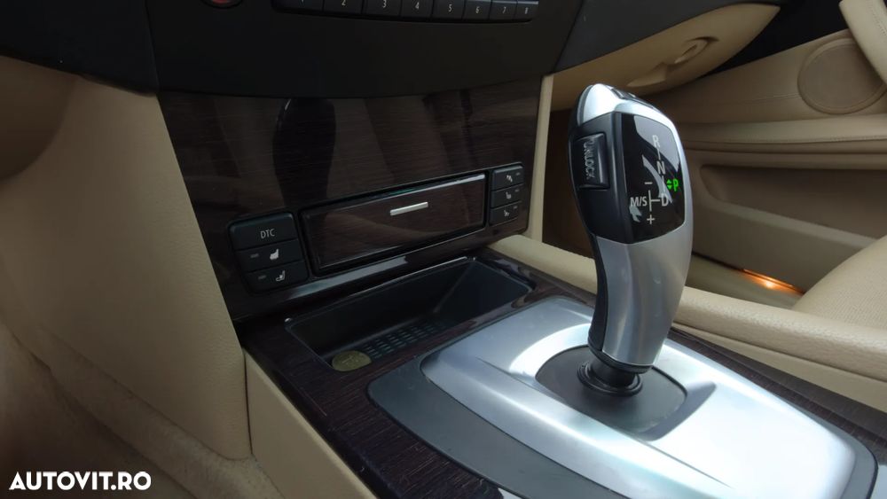 BMW Seria 5 520d Aut. Edition Exclusive - 6