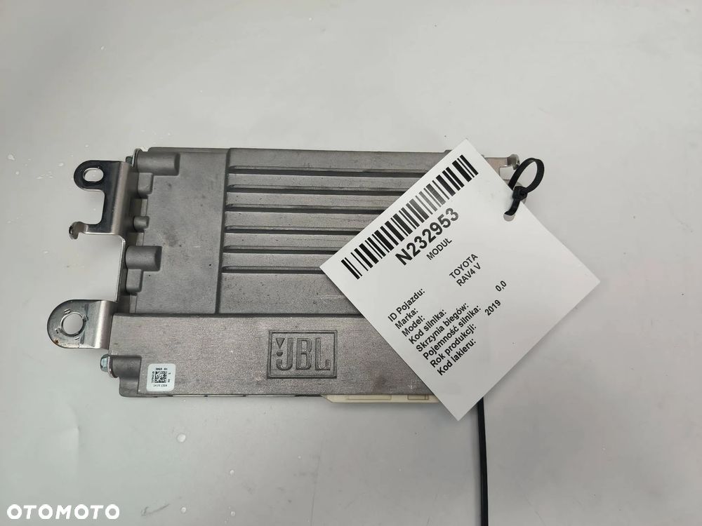 8628042060 Toyota RAV 4  2019 Wzmacniacz audio - 1