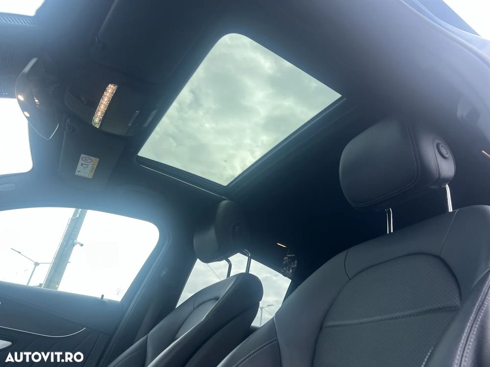 Mercedes-Benz GLC Coupe 300 4MATIC MHEV - 24