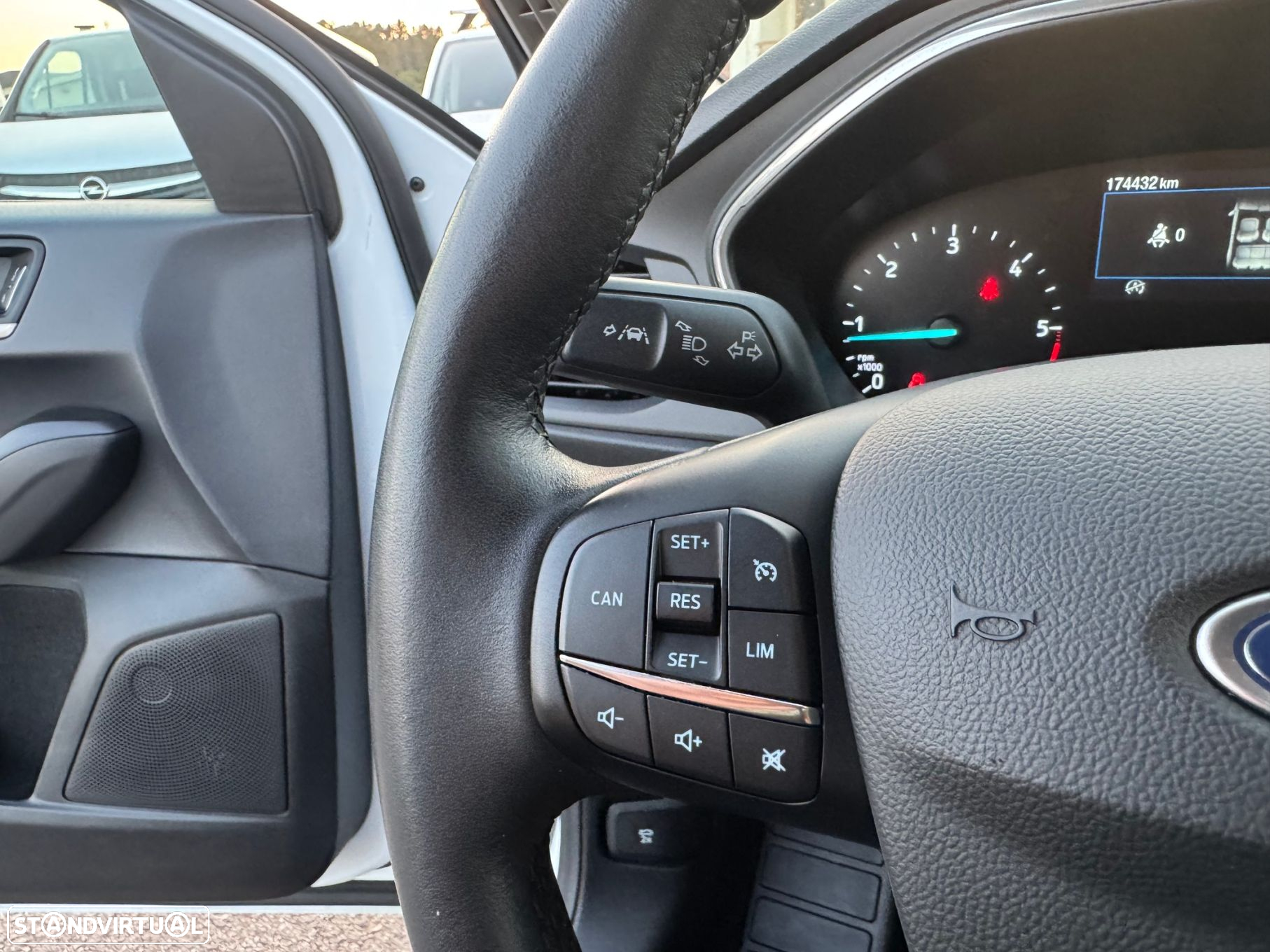Ford Focus 1.5 TDCi EcoBlue Titanium - 21