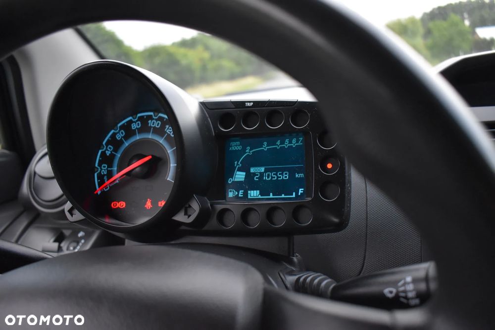 Chevrolet Spark - 23