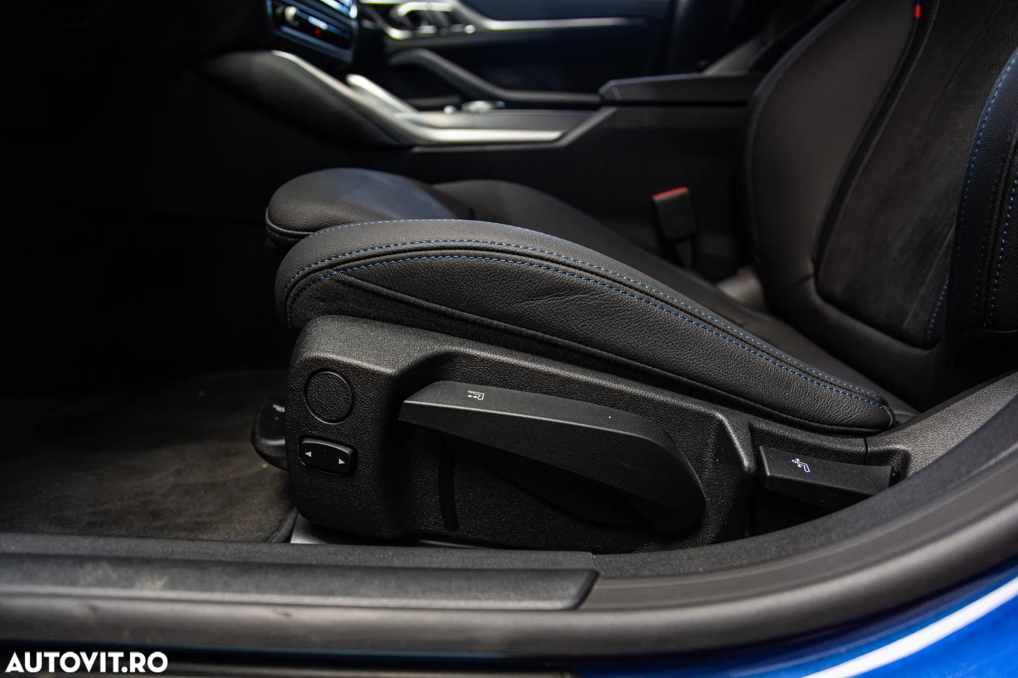 BMW i4 eDrive35 - 32