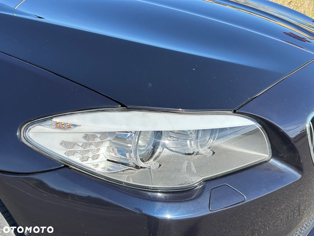 BMW Seria 5 520d - 7