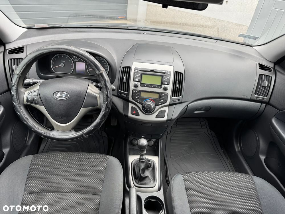 Hyundai i30 1.6 Classic - 13