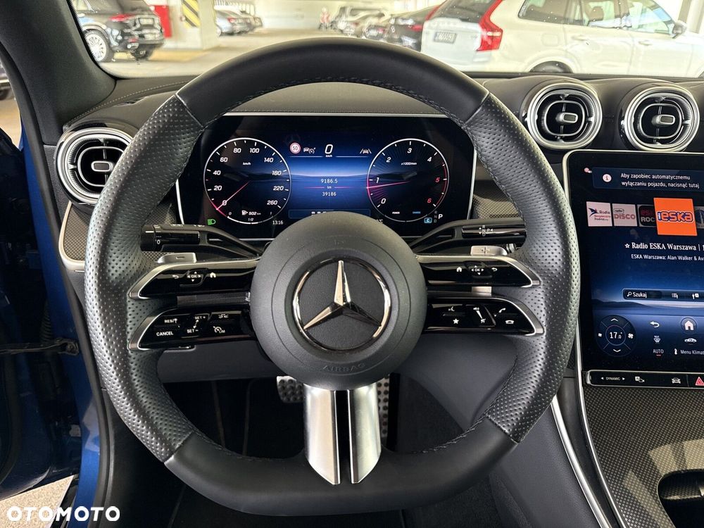 Mercedes-Benz GLC - 12