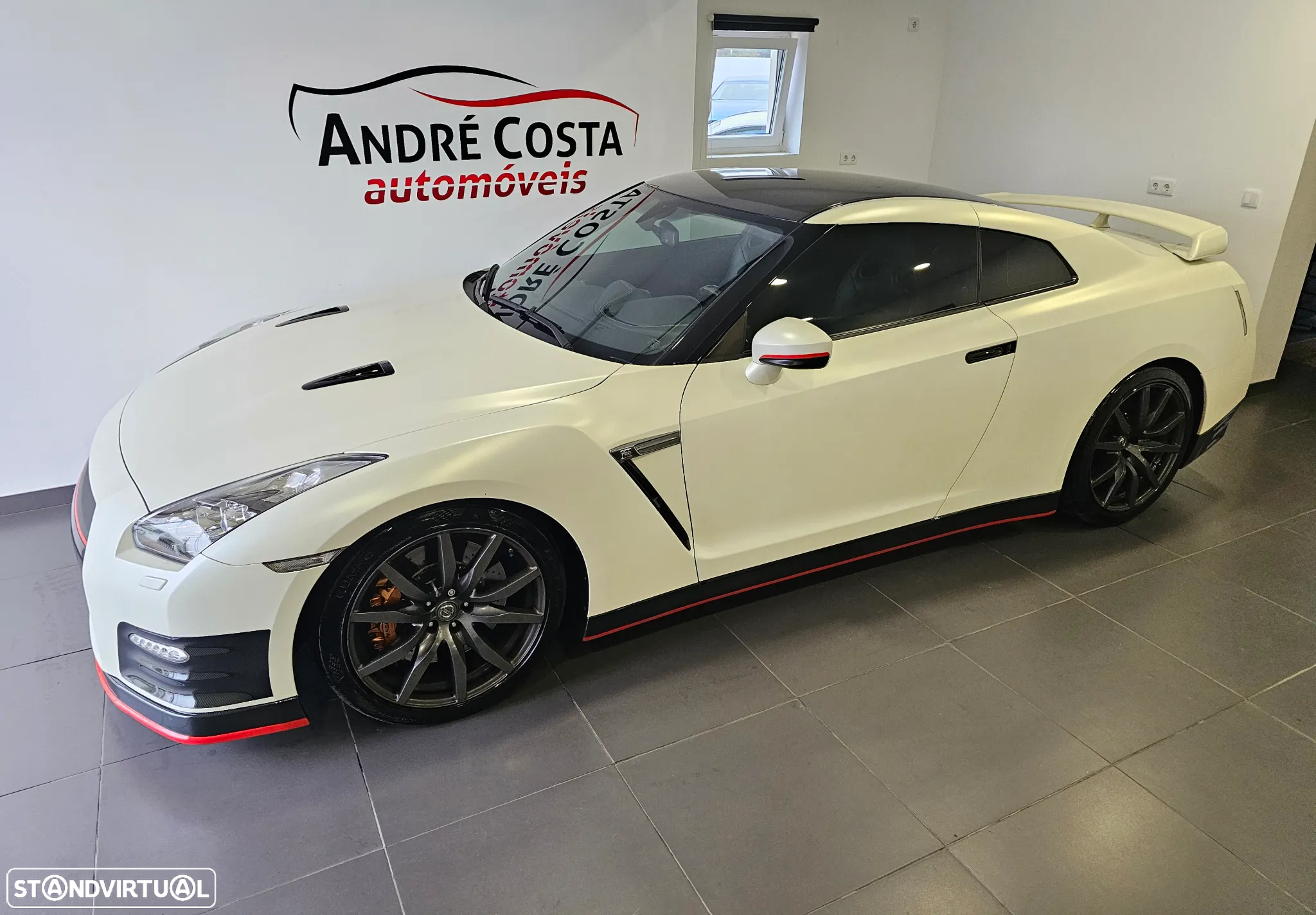 Nissan GT-R 3.8 V6 Premium Edition - 14