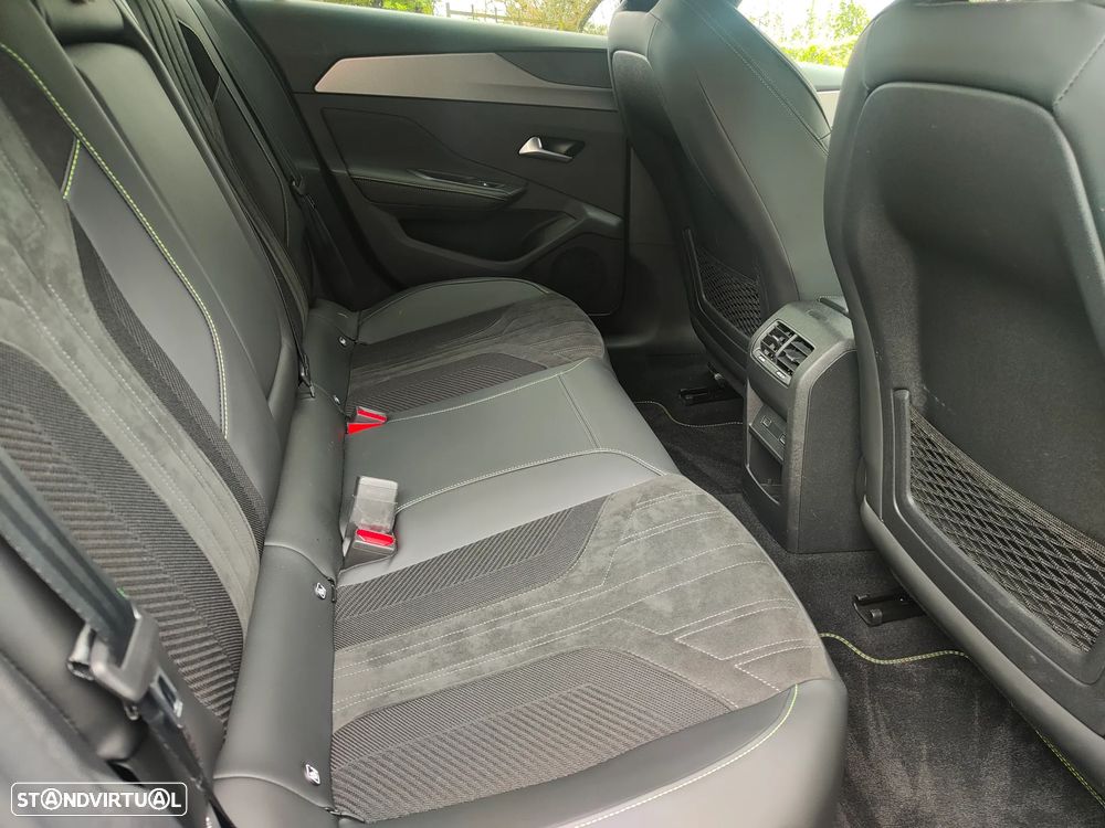 Peugeot e-308 156 GT - 7