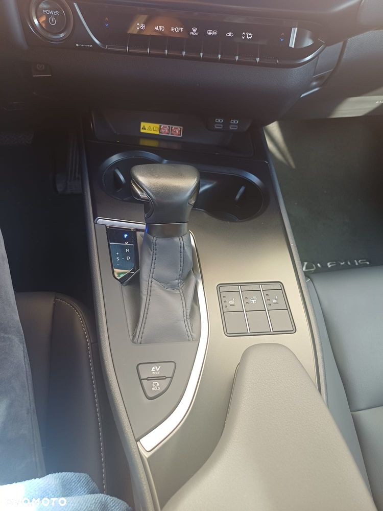 Lexus UX 250h GPF F Sport 2WD - 20