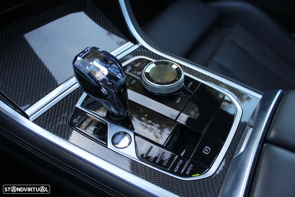 BMW 840 Gran Coupé d xDrive Pack M - 19
