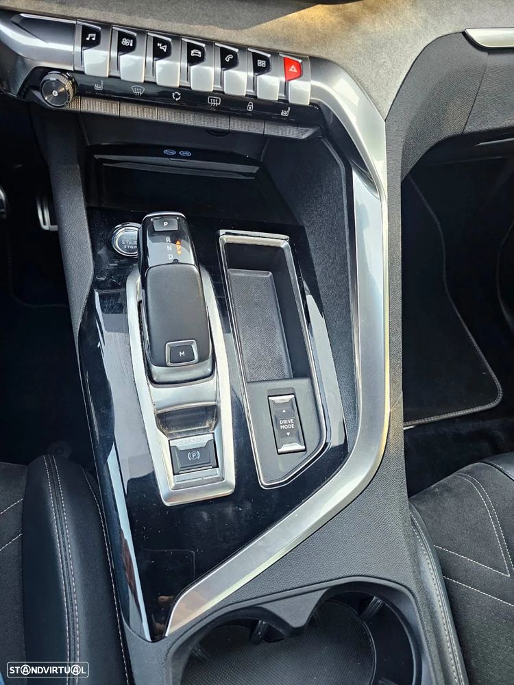 Peugeot 5008 1.5 BlueHDi GT EAT8 - 18