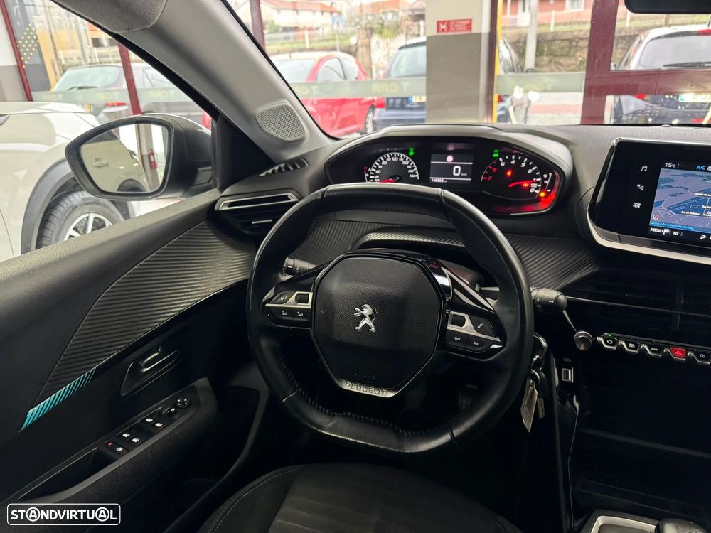 Peugeot 208 PureTech 100 Style - 23