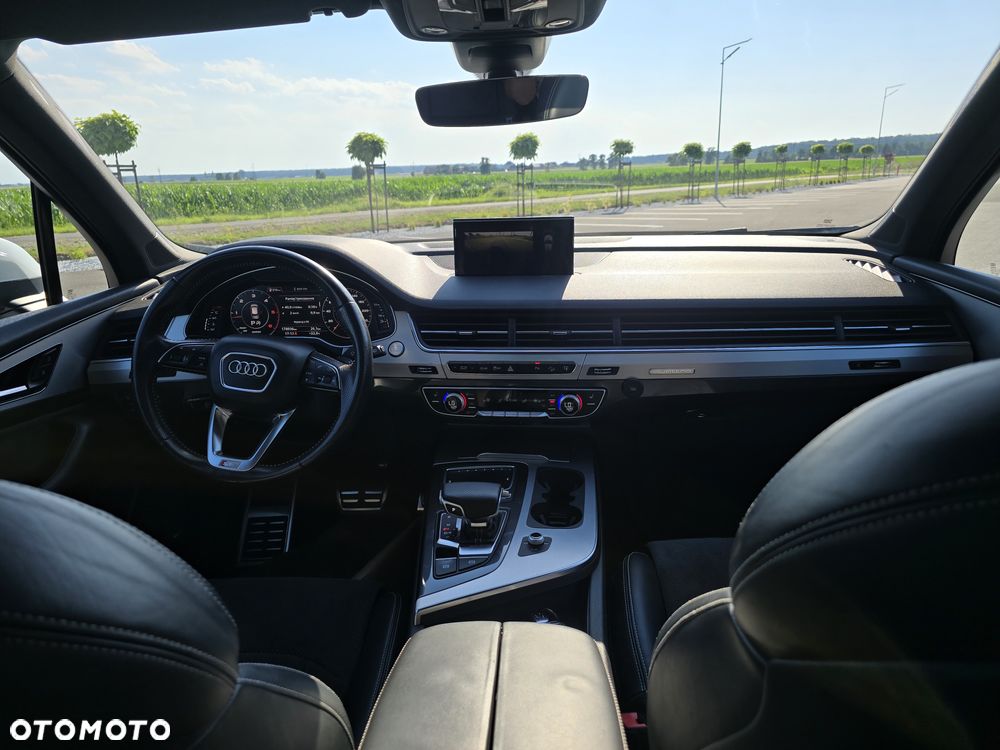 Audi Q7 - 19