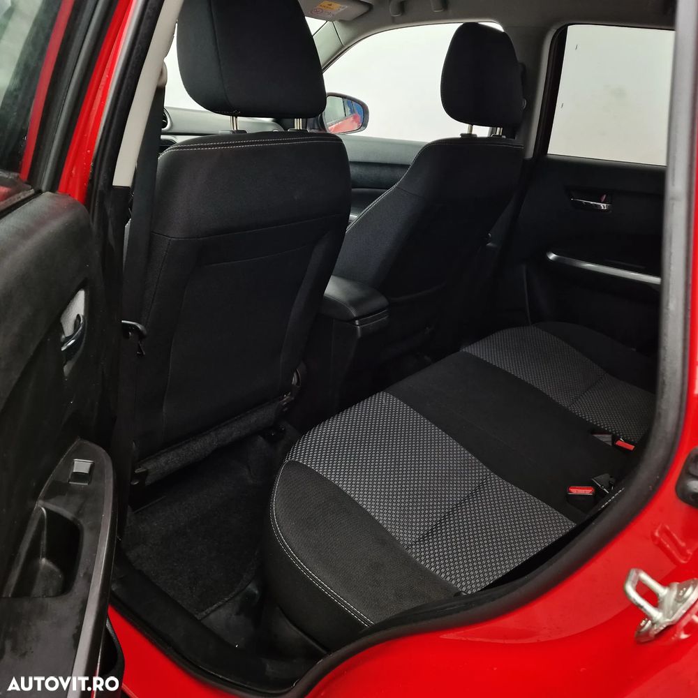 Suzuki Vitara 1.4 Boosterjet Hybrid Comfort+ - 14