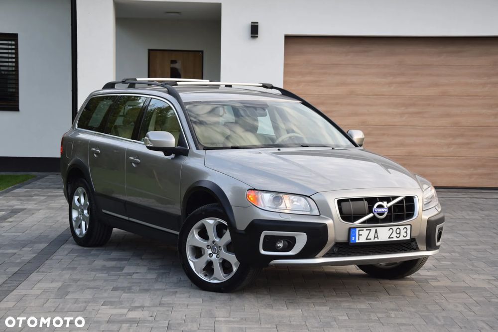 Volvo XC 70 D5 AWD Summum - 2