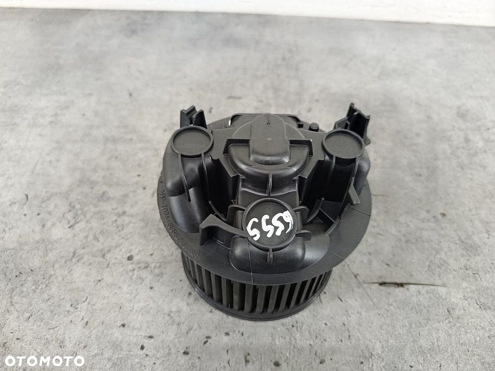 WENTYLATOR NAWIEWU, DMUCHAWA RENAULT CLIO III N1039920  GMVB85 VALEO 1.5 - 1