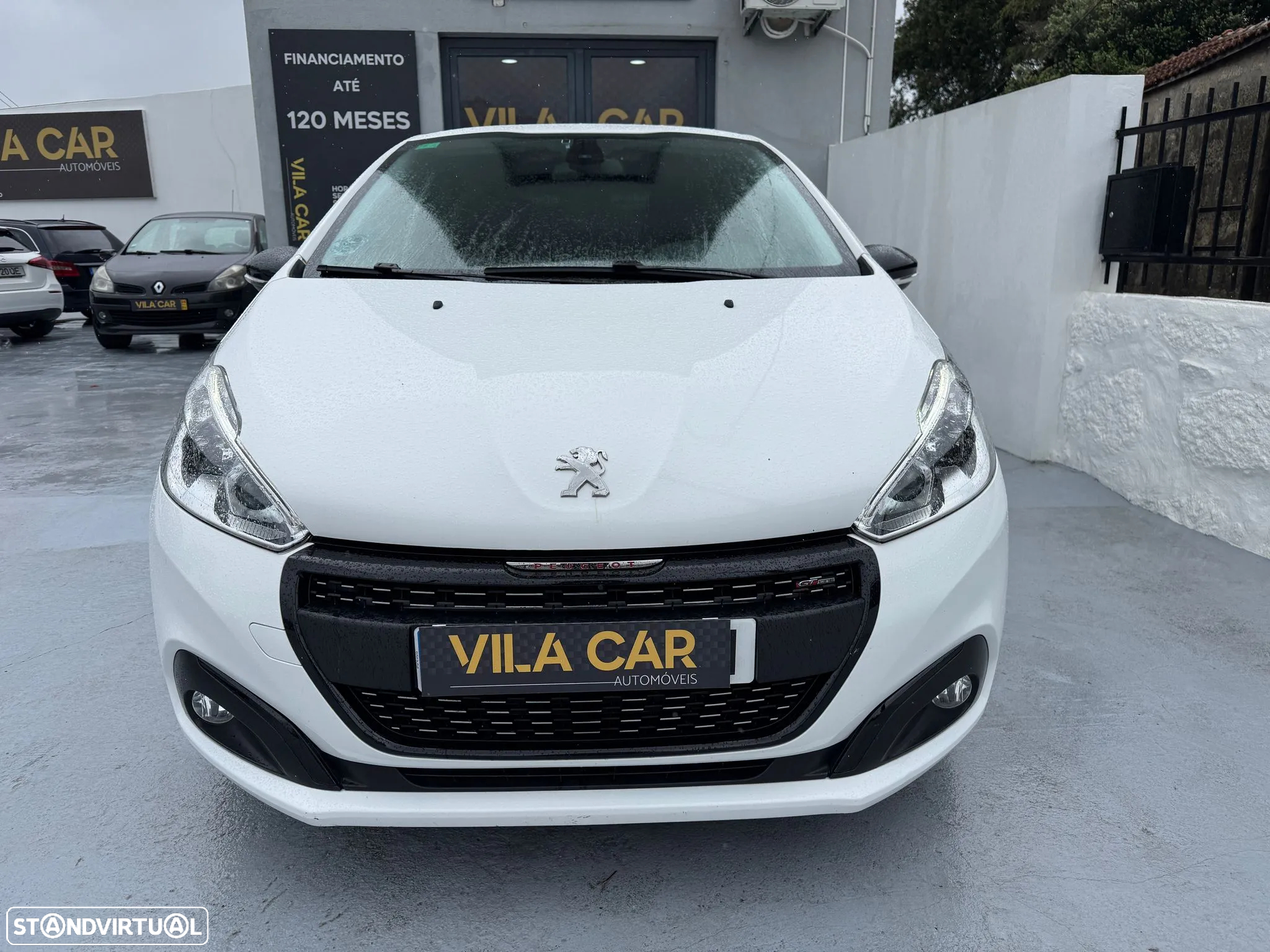 Peugeot 208 1.2 PureTech GT Line EAT8 - 8