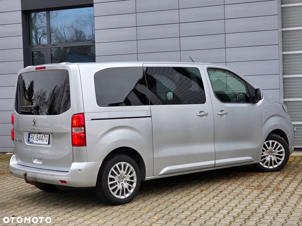 Peugeot Traveller L2 2.0 Allure - 15