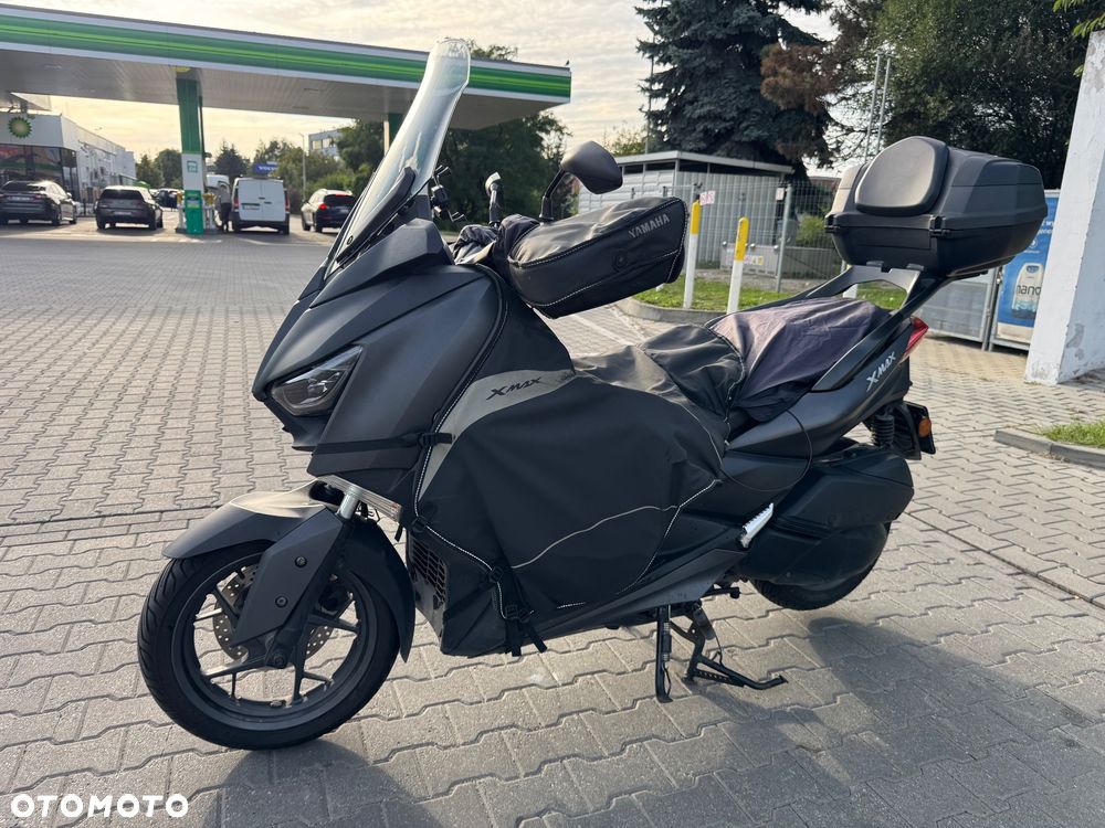 Yamaha X-max - 4