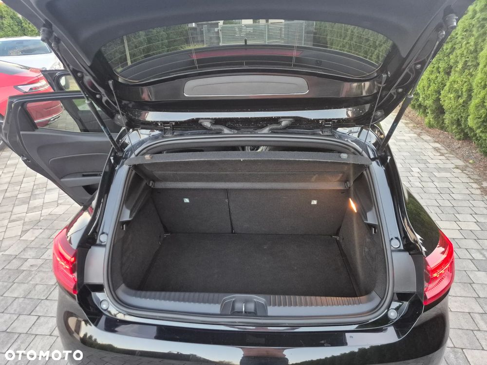 Renault Clio TCe 100 INTENS - 15